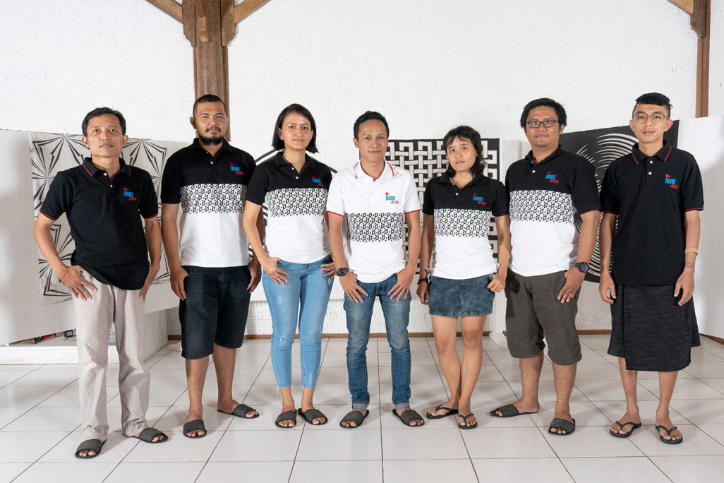 HMQ ASIA, Team